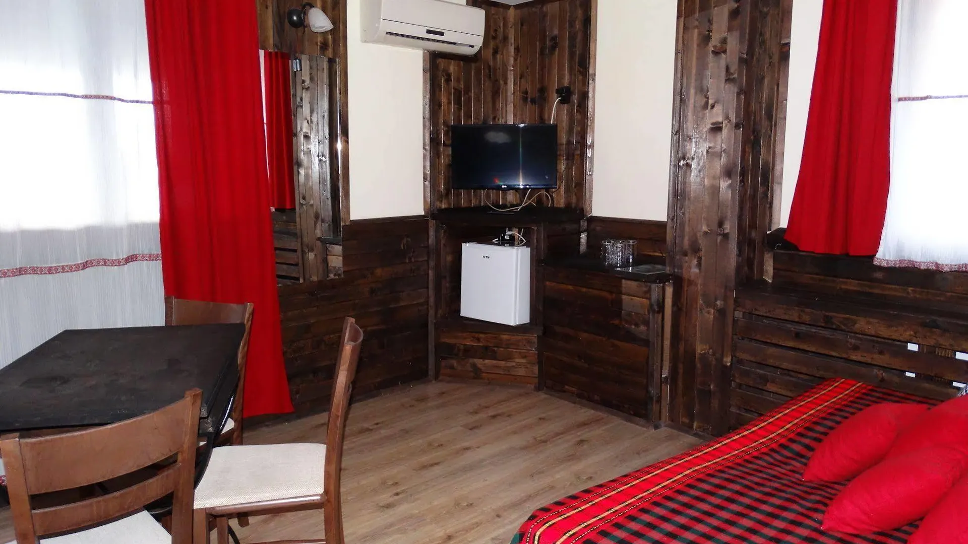 Hotel Simona Complex Sofia 0*,